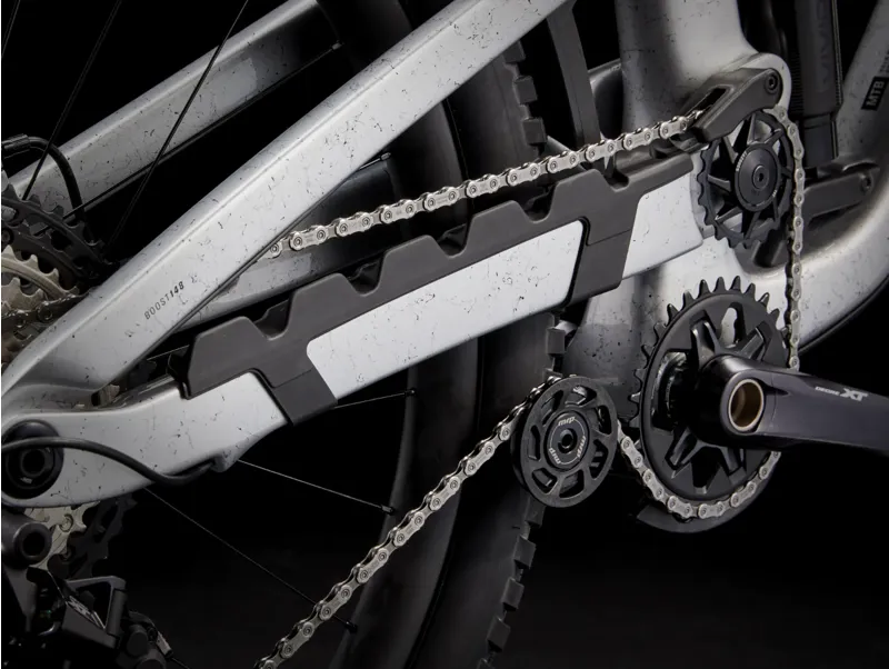 Trek Slash 9.8 XT Gen 6 Full Suspension Mountain Bike 2024 in Argent Drizzle-7